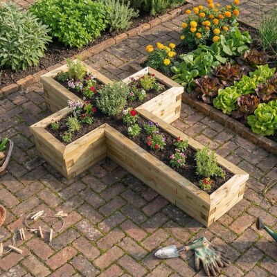Jardinière en forme de croix / 1,35 m x 2,4 m x 0,45 m