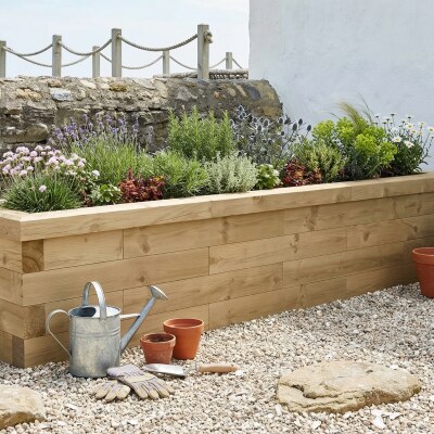 Jardinière bois étroite / 2,25 m x 0,45 m x 0,45 m